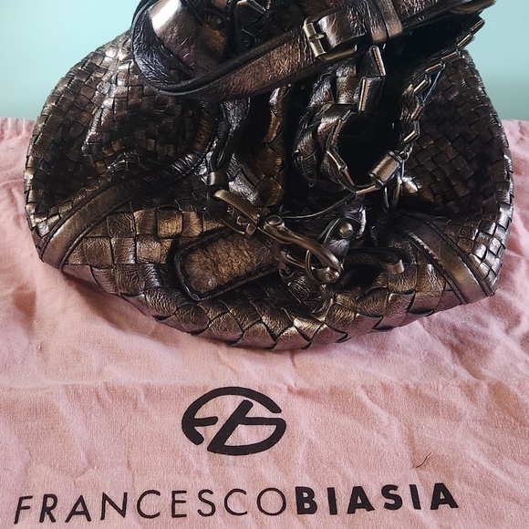 Francesco Biasia Gray Silver Hobo Bag with Woven Design - Picture 5 of 11